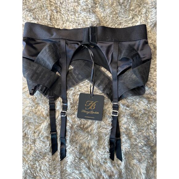 Honey Birdette BLAKE🖤 Black Monogram FULL 3 Piece Set Bra 32D, XS, XS Thong - Picture 6 of 10